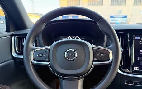 Volvo S60 III, 2021 год, 1 940 000 рублей, 12 фотография