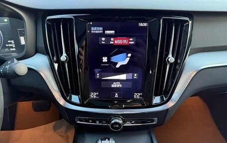 Volvo S60 III, 2021 год, 1 940 000 рублей, 11 фотография