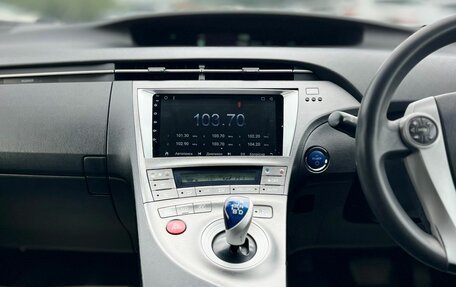 Toyota Prius, 2012 год, 899 000 рублей, 19 фотография