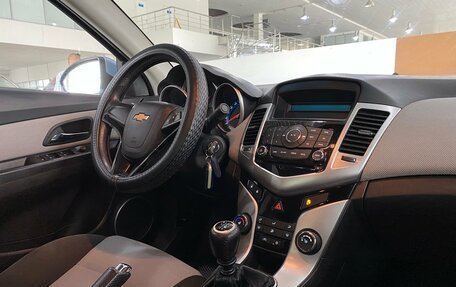 Chevrolet Cruze II, 2012 год, 699 000 рублей, 9 фотография