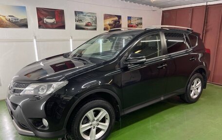 Toyota RAV4, 2013 год, 2 350 000 рублей, 1 фотография