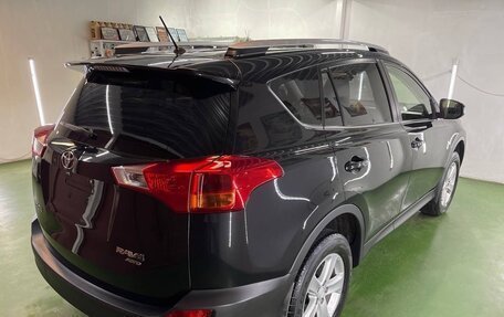 Toyota RAV4, 2013 год, 2 350 000 рублей, 2 фотография