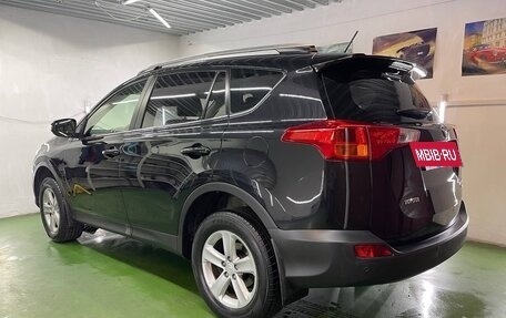 Toyota RAV4, 2013 год, 2 350 000 рублей, 5 фотография