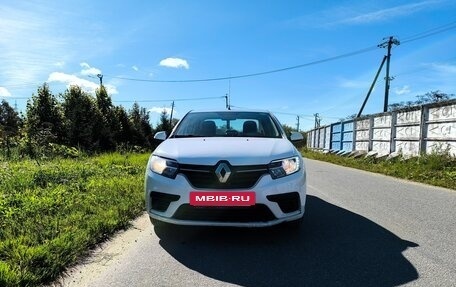 Renault Logan II, 2021 год, 550 000 рублей, 2 фотография