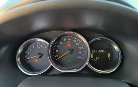 Renault Logan II, 2021 год, 550 000 рублей, 10 фотография