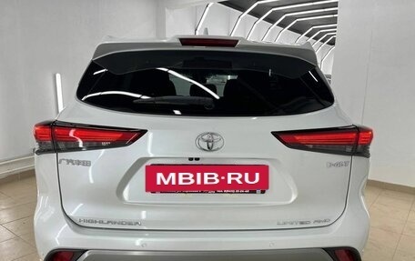 Toyota Highlander, 2025 год, 5 250 000 рублей, 10 фотография