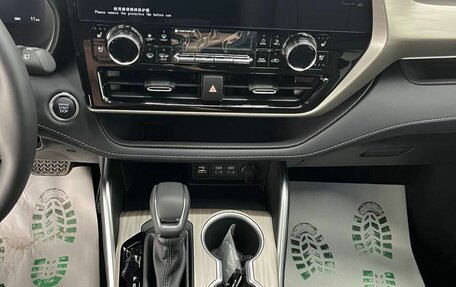 Toyota Highlander, 2025 год, 5 250 000 рублей, 25 фотография