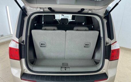 Chevrolet Orlando I, 2012 год, 1 135 000 рублей, 13 фотография