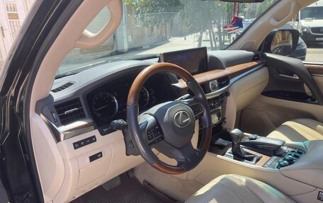 Lexus LX III, 2017 год, 7 000 000 рублей, 6 фотография