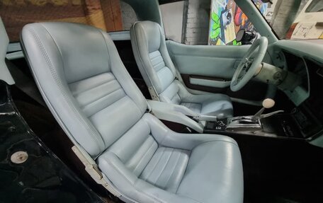 Chevrolet Corvette C3, 1981 год, 7 600 000 рублей, 21 фотография