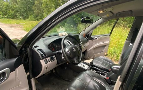 Mitsubishi Pajero Sport II рестайлинг, 2011 год, 1 300 000 рублей, 8 фотография