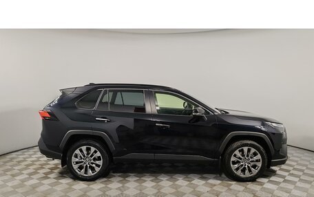 Toyota RAV4, 2025 год, 5 590 000 рублей, 4 фотография