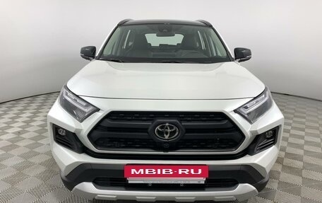 Toyota RAV4, 2024 год, 4 650 000 рублей, 2 фотография