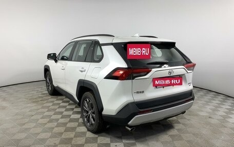 Toyota RAV4, 2024 год, 4 650 000 рублей, 7 фотография