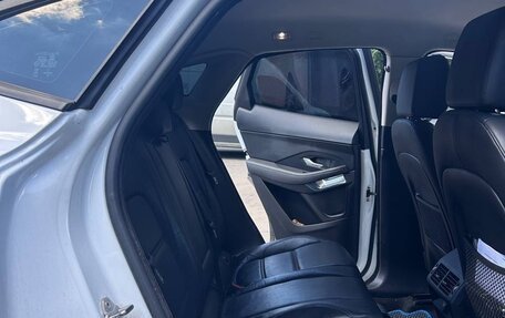 Jaguar E-Pace, 2018 год, 2 100 000 рублей, 10 фотография