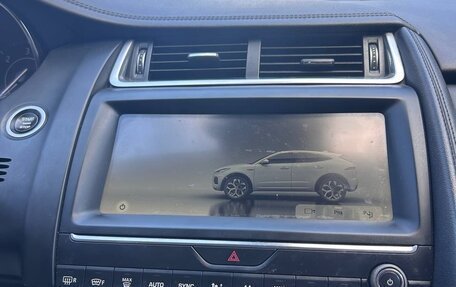 Jaguar E-Pace, 2018 год, 2 100 000 рублей, 11 фотография