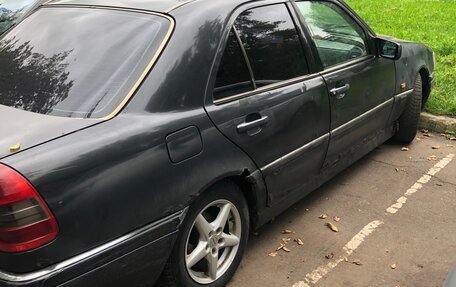 Mercedes-Benz C-Класс, 1994 год, 150 000 рублей, 2 фотография