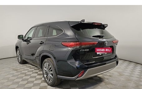 Toyota Highlander, 2024 год, 6 000 000 рублей, 7 фотография