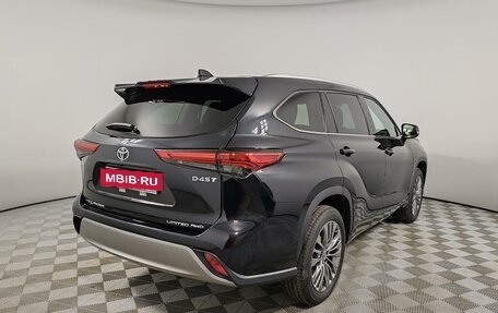 Toyota Highlander, 2024 год, 6 000 000 рублей, 5 фотография