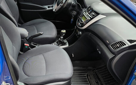 Hyundai Solaris II рестайлинг, 2012 год, 880 000 рублей, 8 фотография