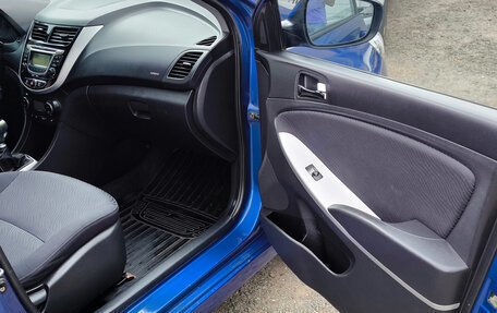 Hyundai Solaris II рестайлинг, 2012 год, 880 000 рублей, 7 фотография