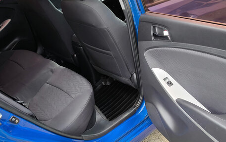 Hyundai Solaris II рестайлинг, 2012 год, 880 000 рублей, 9 фотография