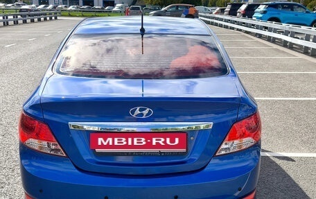 Hyundai Solaris II рестайлинг, 2012 год, 880 000 рублей, 5 фотография