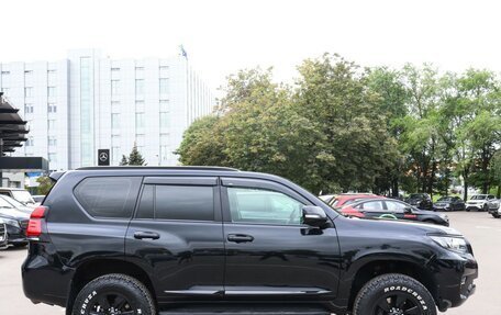 Toyota Land Cruiser Prado 150 рестайлинг 2, 2019 год, 4 850 000 рублей, 4 фотография