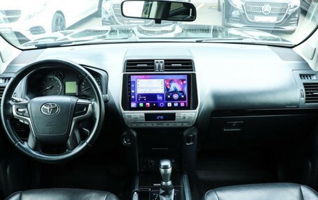 Toyota Land Cruiser Prado 150 рестайлинг 2, 2019 год, 4 850 000 рублей, 12 фотография