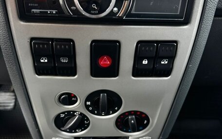 Renault Logan I, 2006 год, 320 000 рублей, 9 фотография