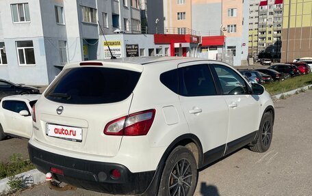 Nissan Qashqai, 2010 год, 900 000 рублей, 4 фотография