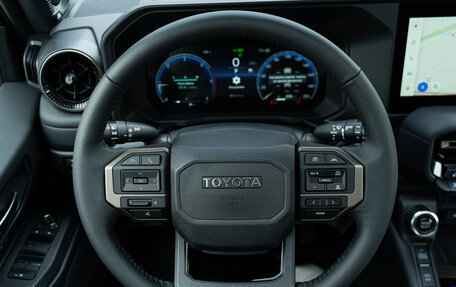 Toyota Land Cruiser Prado, 2025 год, 10 900 000 рублей, 13 фотография
