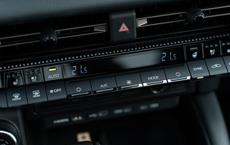 Toyota Land Cruiser Prado, 2025 год, 10 900 000 рублей, 26 фотография