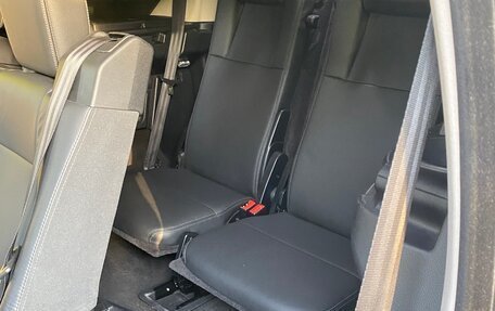 Land Rover Discovery IV, 2015 год, 3 550 000 рублей, 32 фотография