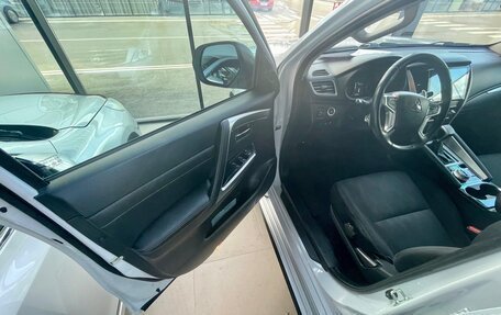 Mitsubishi Pajero Sport III рестайлинг, 2020 год, 3 329 000 рублей, 8 фотография