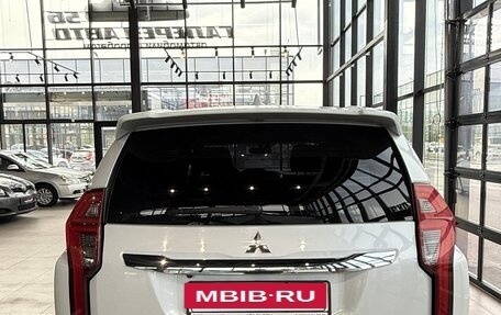 Mitsubishi Pajero Sport III рестайлинг, 2020 год, 3 329 000 рублей, 6 фотография