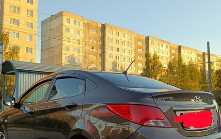 Hyundai Solaris II рестайлинг, 2015 год, 1 090 000 рублей, 2 фотография