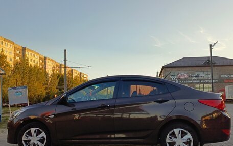 Hyundai Solaris II рестайлинг, 2015 год, 1 090 000 рублей, 3 фотография