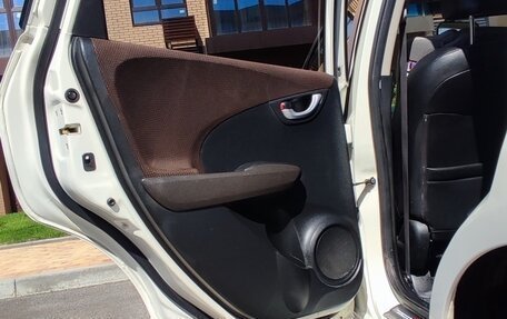 Honda Fit Shuttle I рестайлинг, 2012 год, 1 040 000 рублей, 13 фотография