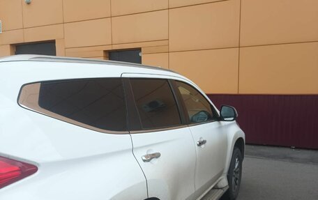 Mitsubishi Pajero Sport III рестайлинг, 2018 год, 2 100 000 рублей, 1 фотография