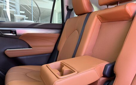 Toyota Highlander, 2025 год, 5 240 000 рублей, 19 фотография