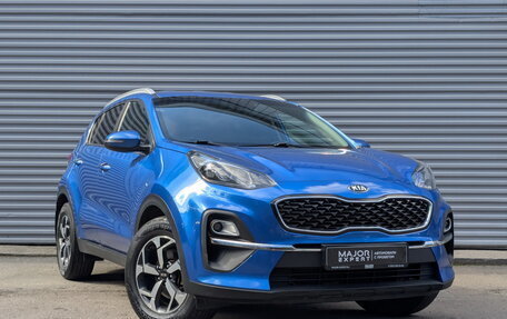 KIA Sportage IV рестайлинг, 2020 год, 2 050 000 рублей, 3 фотография