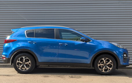 KIA Sportage IV рестайлинг, 2020 год, 2 050 000 рублей, 4 фотография