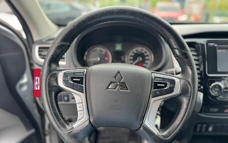 Mitsubishi L200 IV рестайлинг, 2017 год, 1 989 000 рублей, 14 фотография