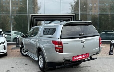 Mitsubishi L200 IV рестайлинг, 2017 год, 1 989 000 рублей, 9 фотография