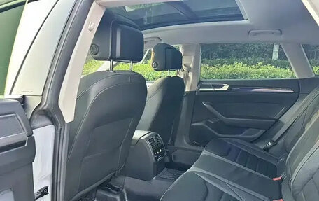 Volkswagen Passat CC, 2022 год, 2 400 111 рублей, 10 фотография