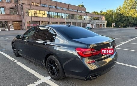 BMW 7 серия, 2018 год, 3 800 000 рублей, 5 фотография