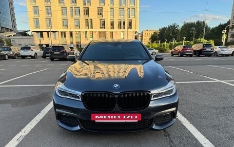BMW 7 серия, 2018 год, 3 800 000 рублей, 3 фотография