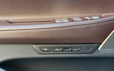 BMW 7 серия, 2018 год, 3 800 000 рублей, 14 фотография