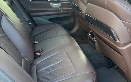 BMW 7 серия, 2018 год, 3 800 000 рублей, 16 фотография